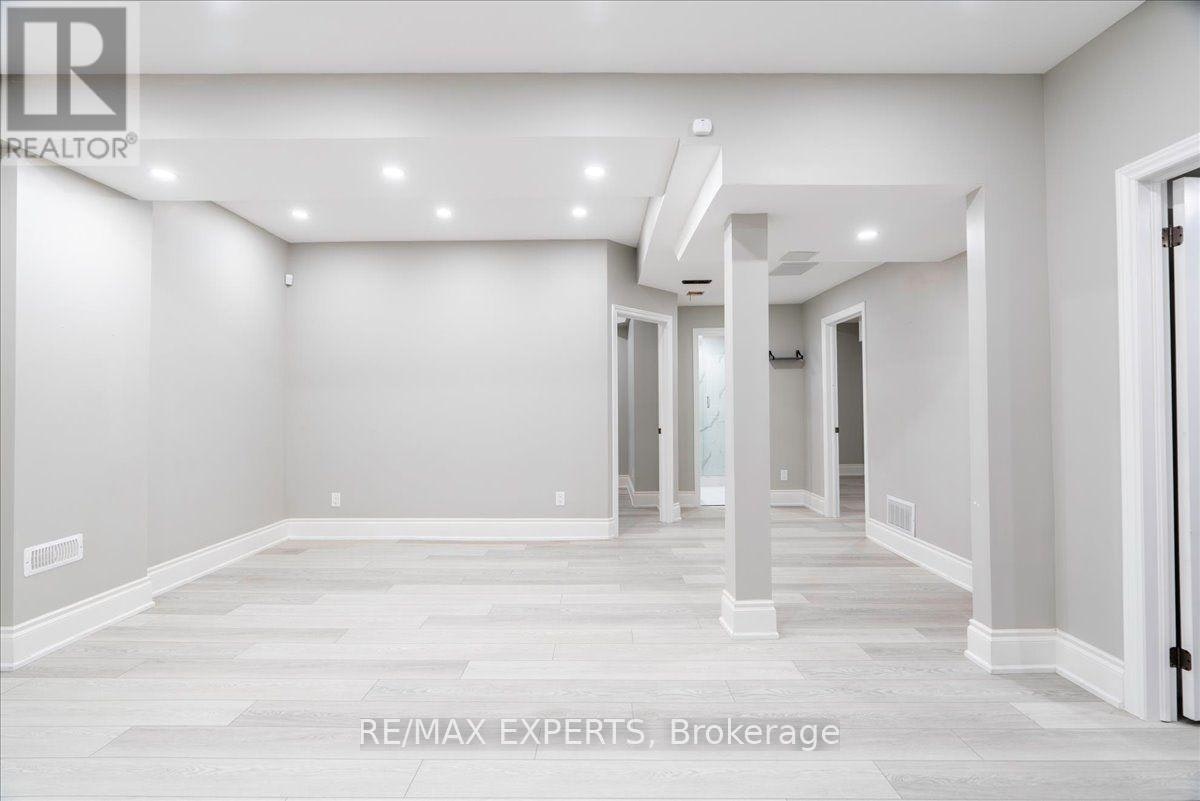 22 Travers Gate, Springwater, ON, L9X 0S8 - 36