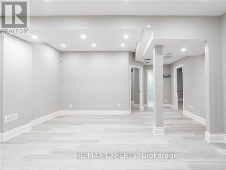 22 Travers Gate, Springwater, ON, L9X 0S8 - 36