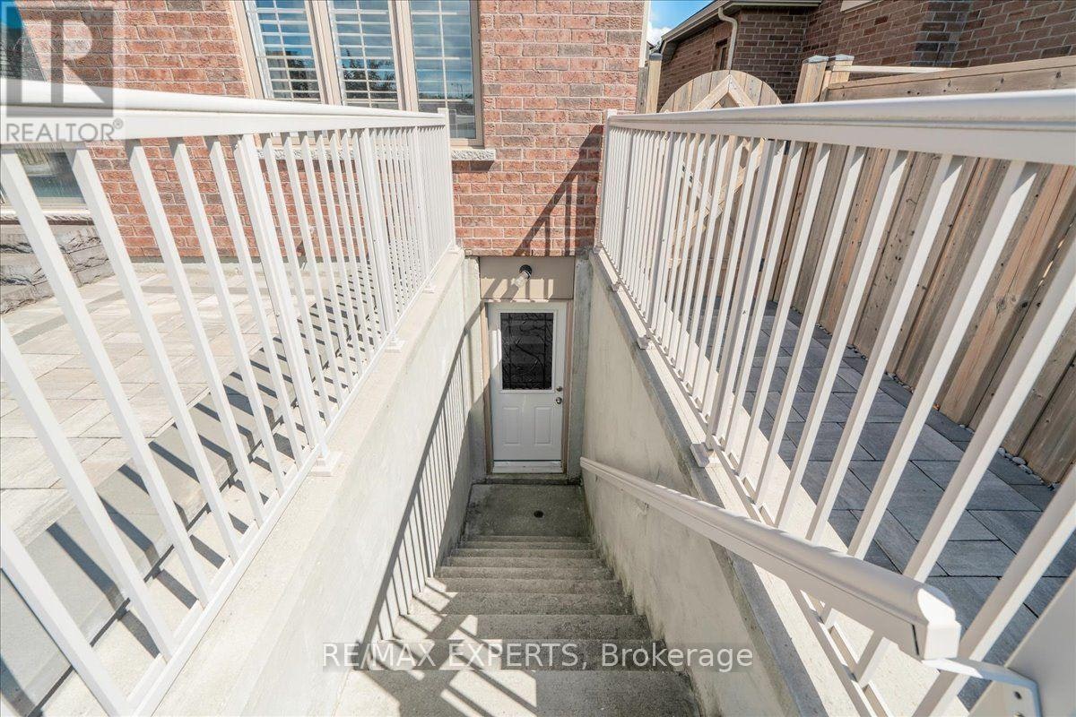 22 Travers Gate, Springwater, ON, L9X 0S8 - 41