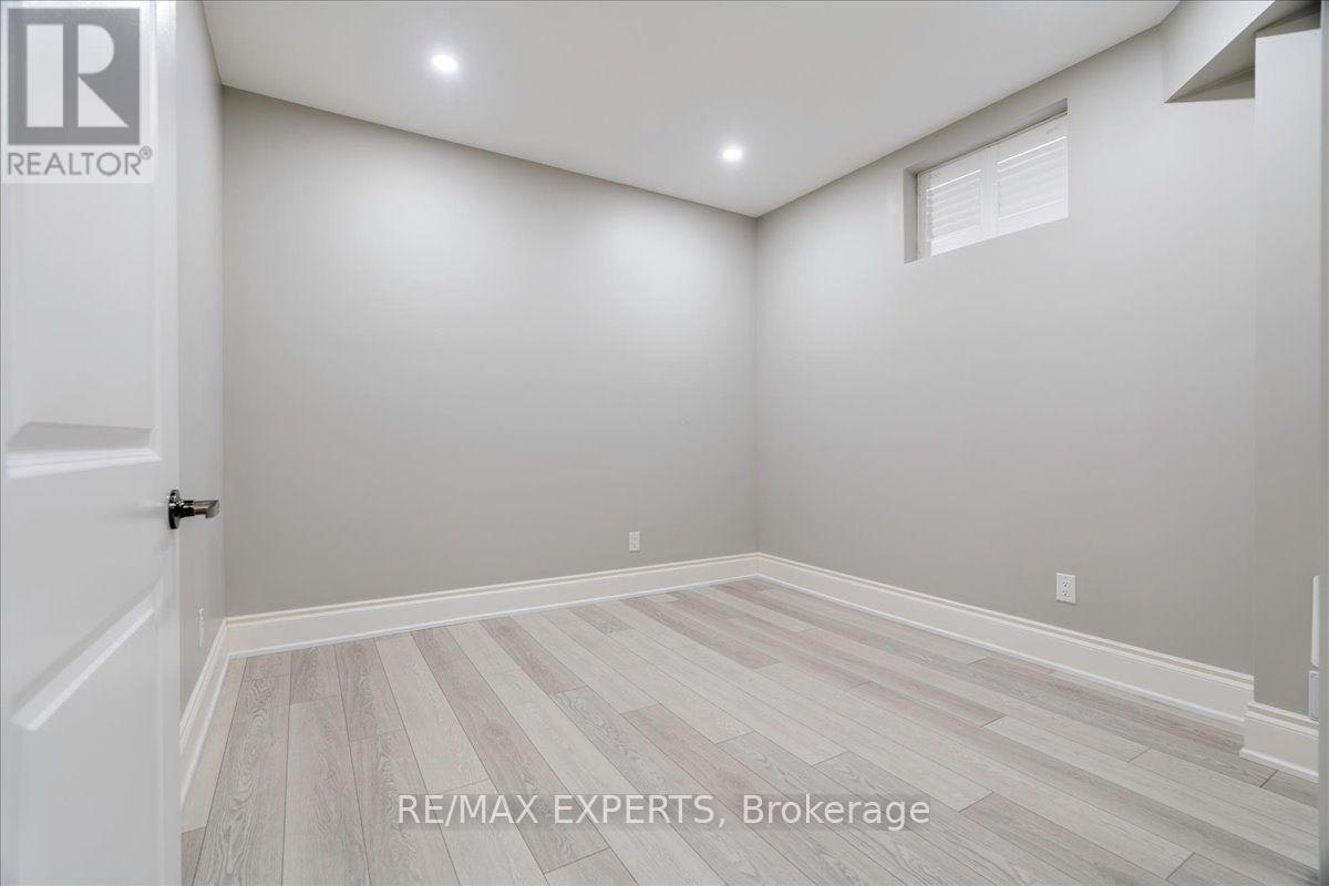 22 Travers Gate, Springwater, ON, L9X 0S8 - 39
