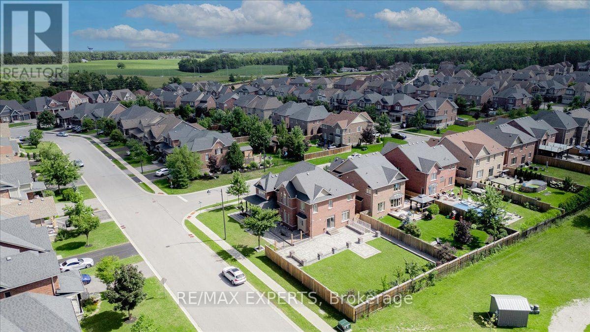 22 Travers Gate, Springwater, ON, L9X 0S8 - 47