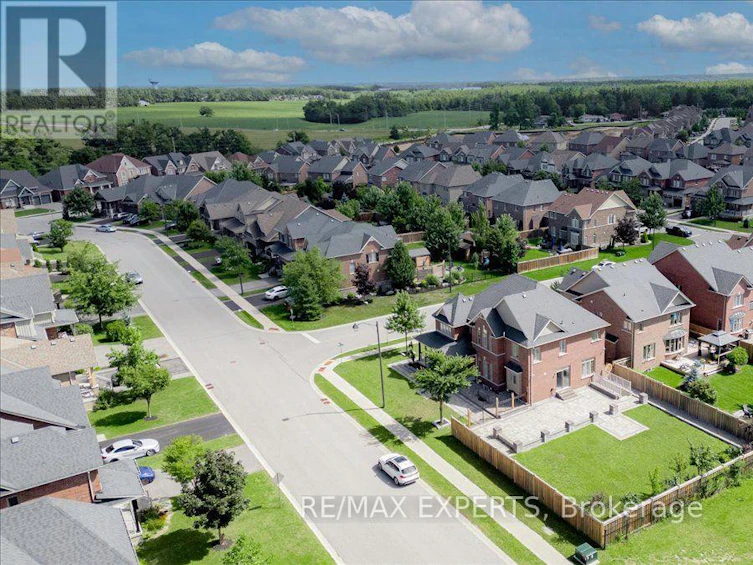 22 Travers Gate, Springwater, ON, L9X 0S8 - 47