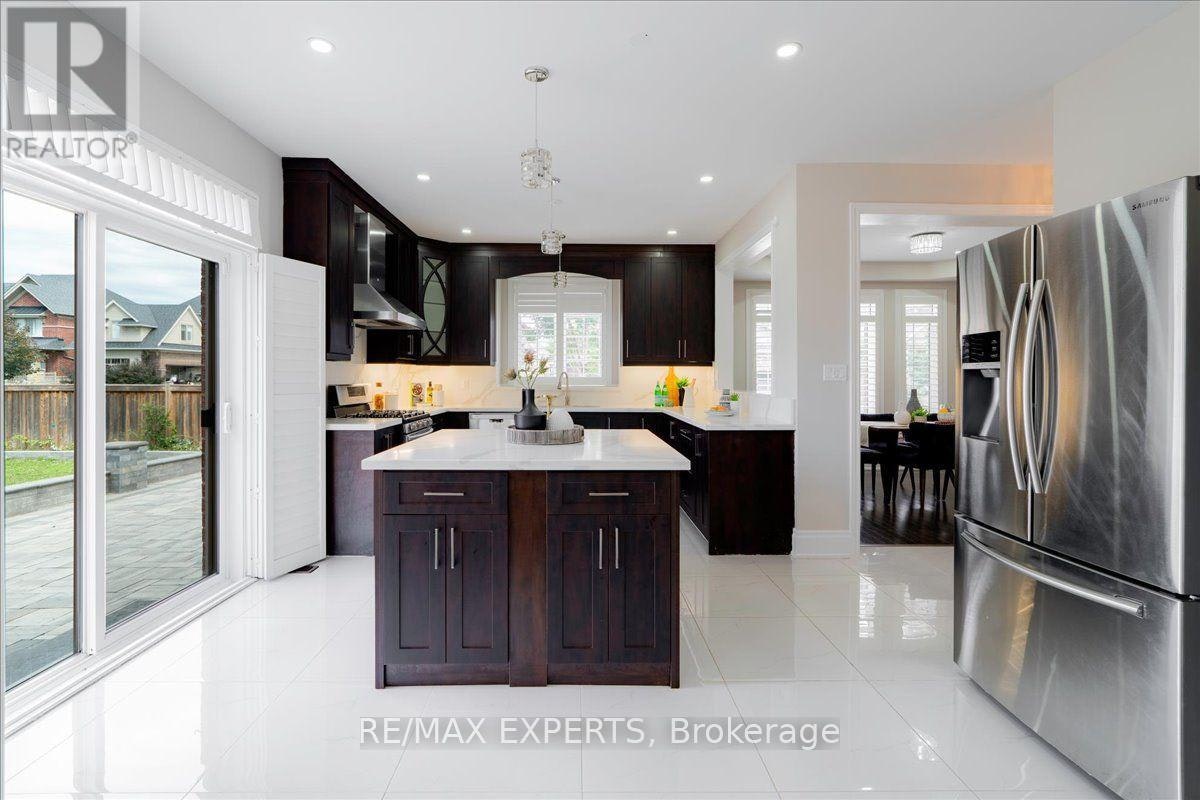 22 Travers Gate, Springwater, ON, L9X 0S8 - 12