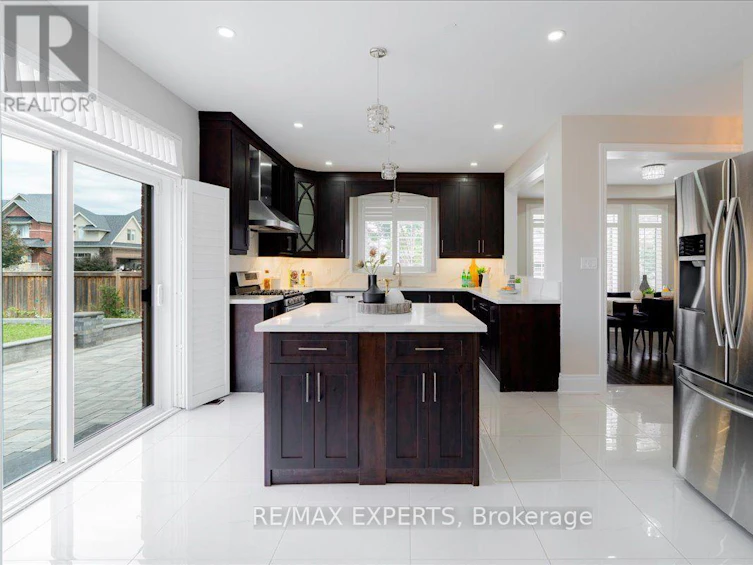 22 Travers Gate, Springwater, ON, L9X 0S8 - 12
