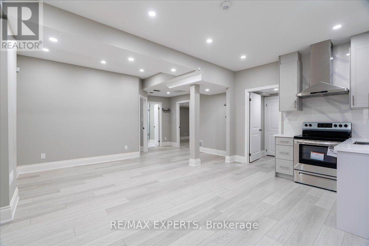 22 Travers Gate, Springwater, ON, L9X 0S8 - 37