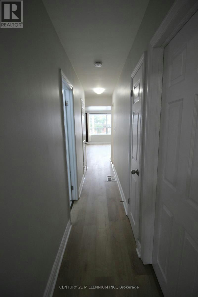 UPPER-2991 Islington Avenue, Toronto, ON, M9L 2K9 - 24