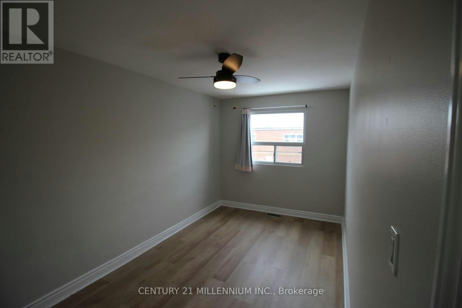 UPPER-2991 Islington Avenue, Toronto, ON, M9L 2K9 - 18