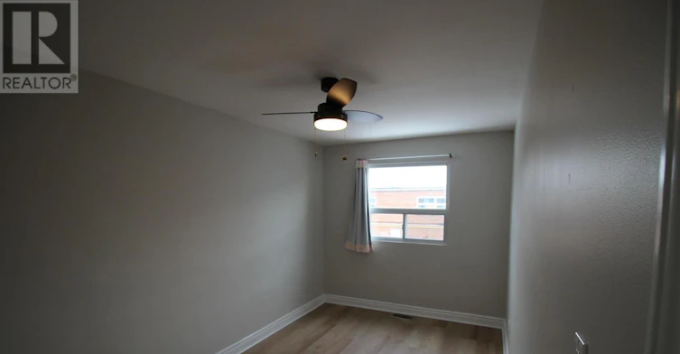 UPPER-2991 Islington Avenue, Toronto, ON, M9L 2K9 - 18