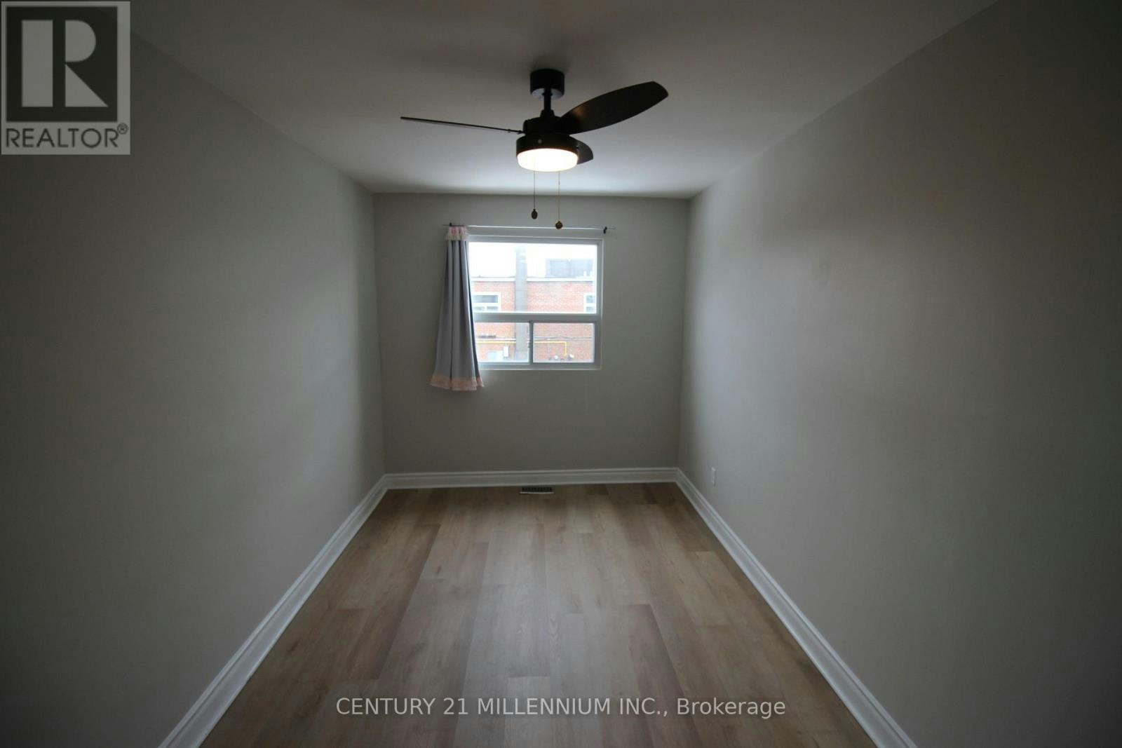 UPPER-2991 Islington Avenue, Toronto, ON, M9L 2K9 - 19