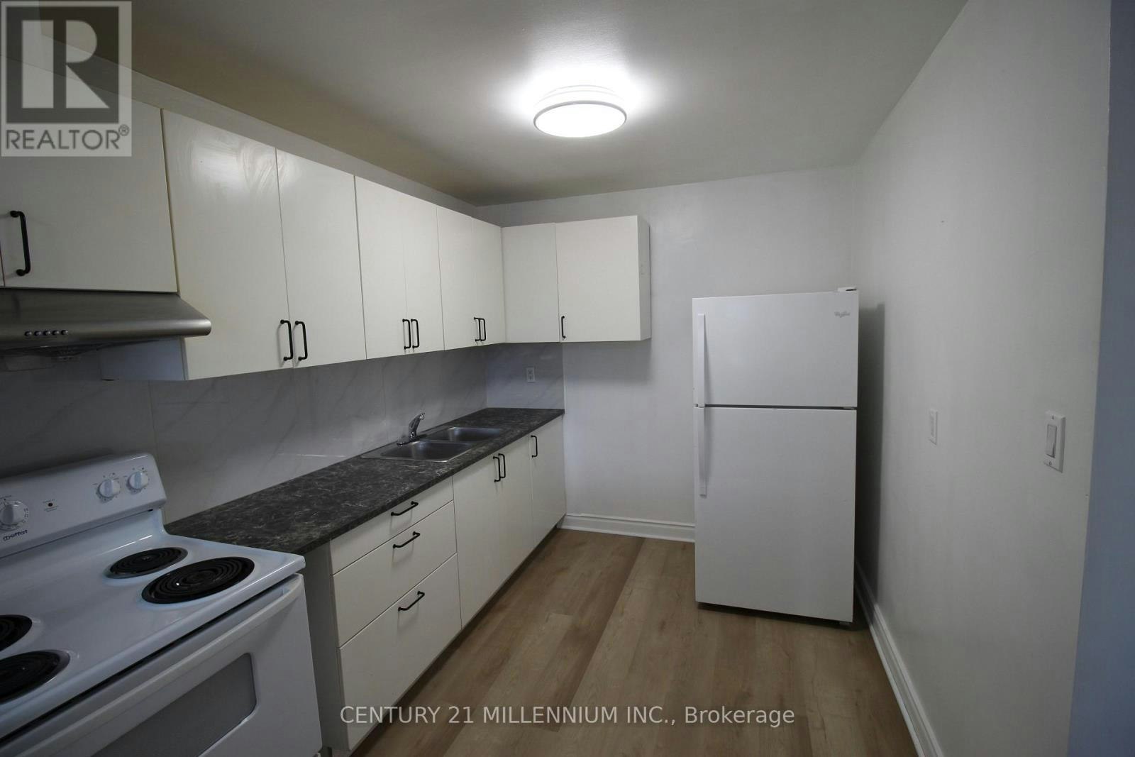 UPPER-2991 Islington Avenue, Toronto, ON, M9L 2K9 - 14