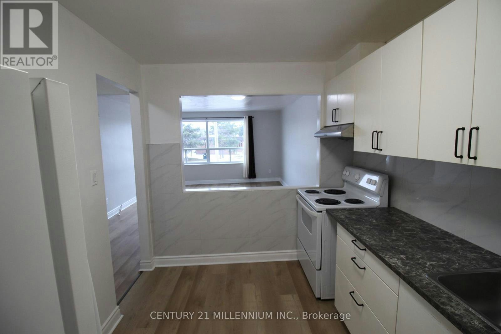 UPPER-2991 Islington Avenue, Toronto, ON, M9L 2K9 - 17