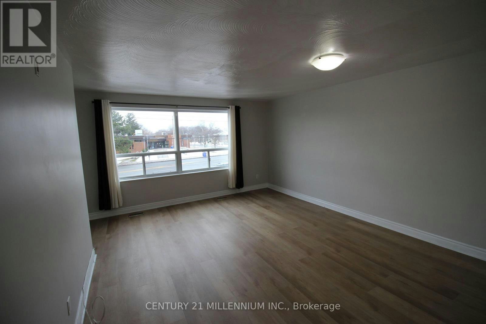 UPPER-2991 Islington Avenue, Toronto, ON, M9L 2K9 - 3