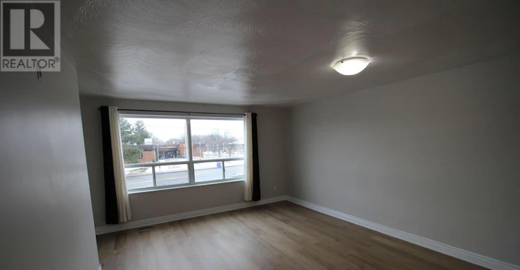 UPPER-2991 Islington Avenue, Toronto, ON, M9L 2K9 - 3