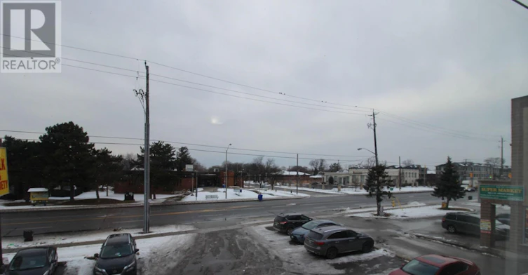 UPPER-2991 Islington Avenue, Toronto, ON, M9L 2K9 - 9