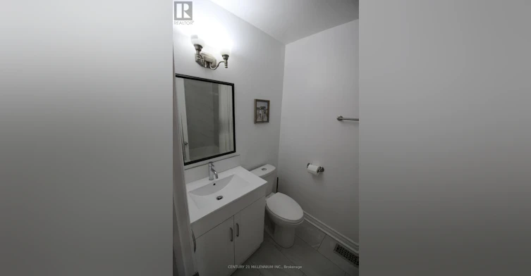 UPPER-2991 Islington Avenue, Toronto, ON, M9L 2K9 - 27