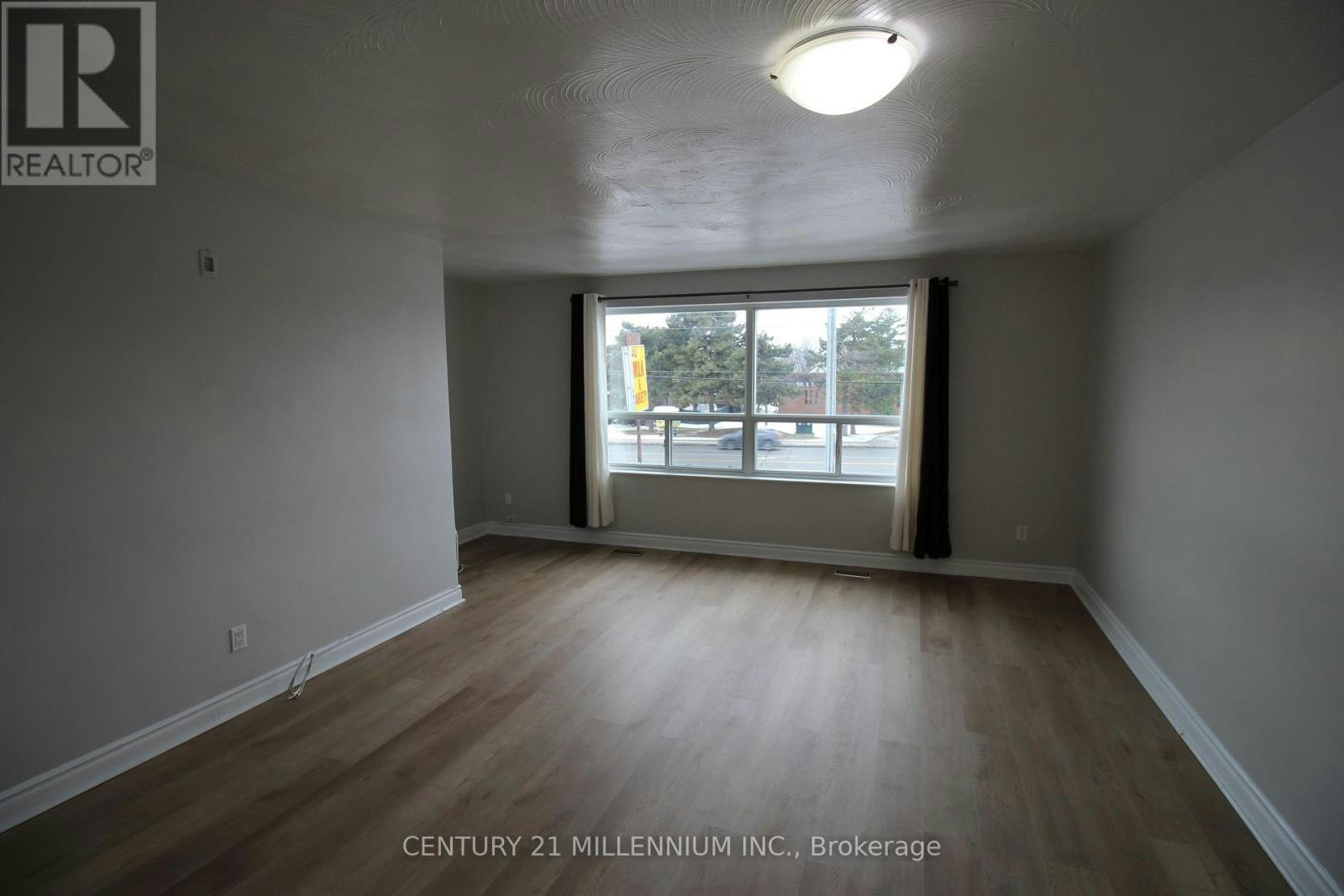 UPPER-2991 Islington Avenue, Toronto, ON, M9L 2K9 - 6