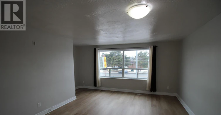 UPPER-2991 Islington Avenue, Toronto, ON, M9L 2K9 - 6