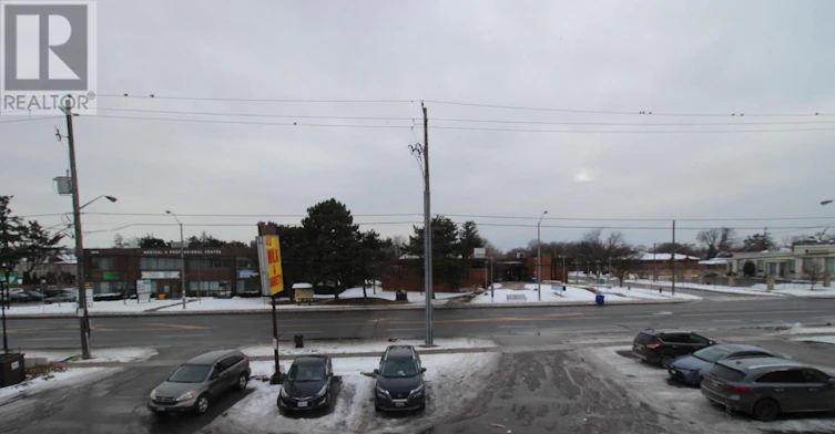 UPPER-2991 Islington Avenue, Toronto, ON, M9L 2K9 - 8