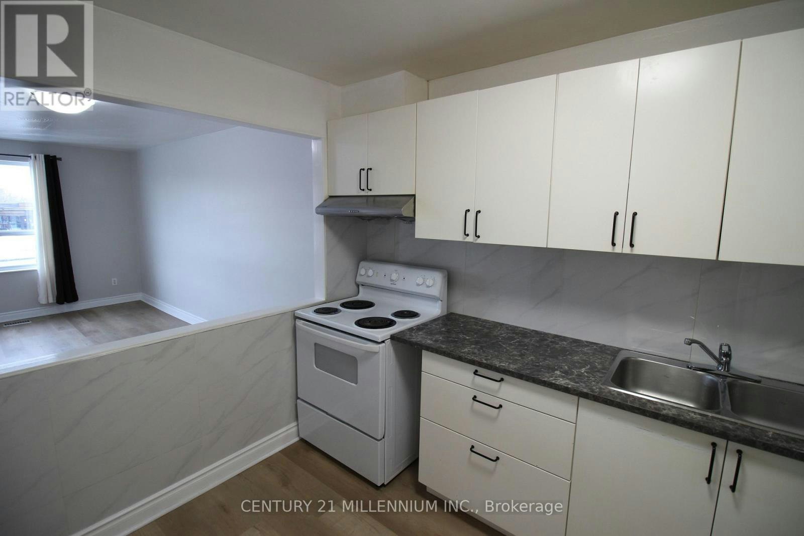 UPPER-2991 Islington Avenue, Toronto, ON, M9L 2K9 - 16