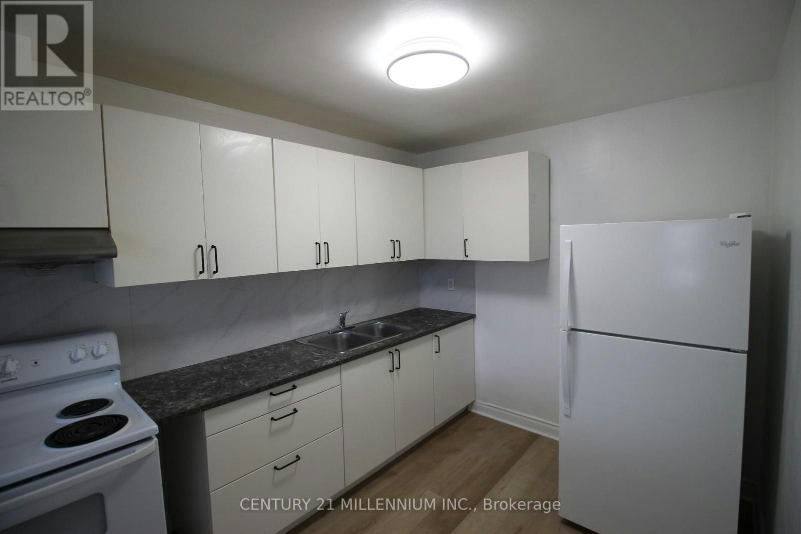 UPPER-2991 Islington Avenue, Toronto, ON, M9L 2K9 - 15