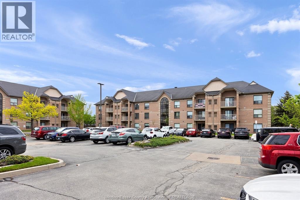 114-451 Grand Marais Road West, Windsor, ON, N9E 4S2