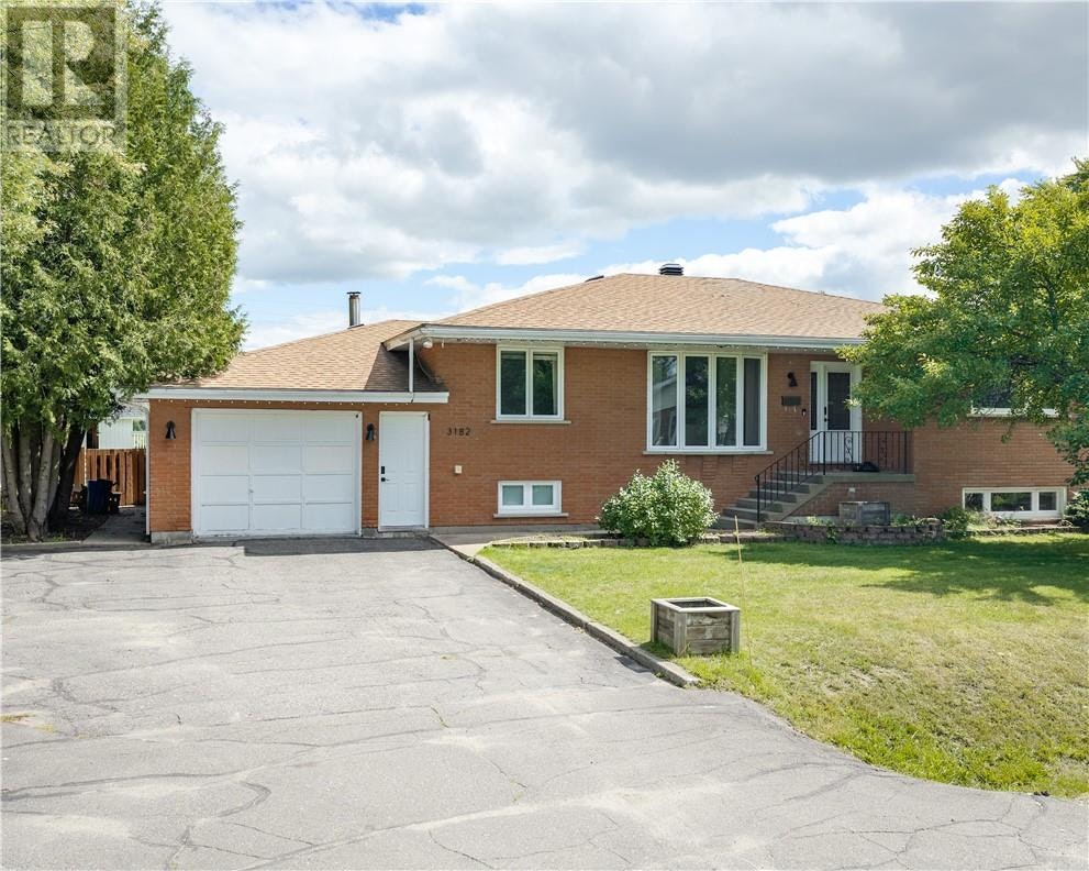 3182 Leo Avenue, Greater Sudbury, ON, P3N 1B7