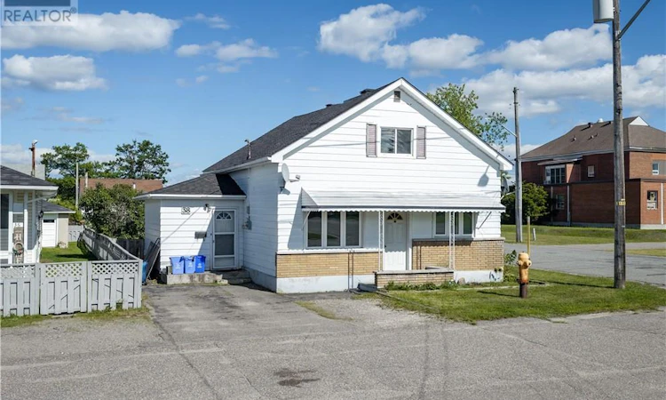 38 Kelly Street