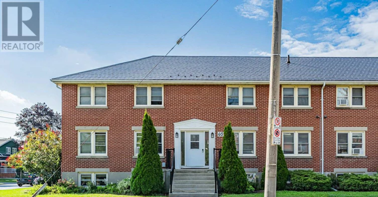 1-65 Aberdeen Street, Oshawa, ON, L1G 2E6
