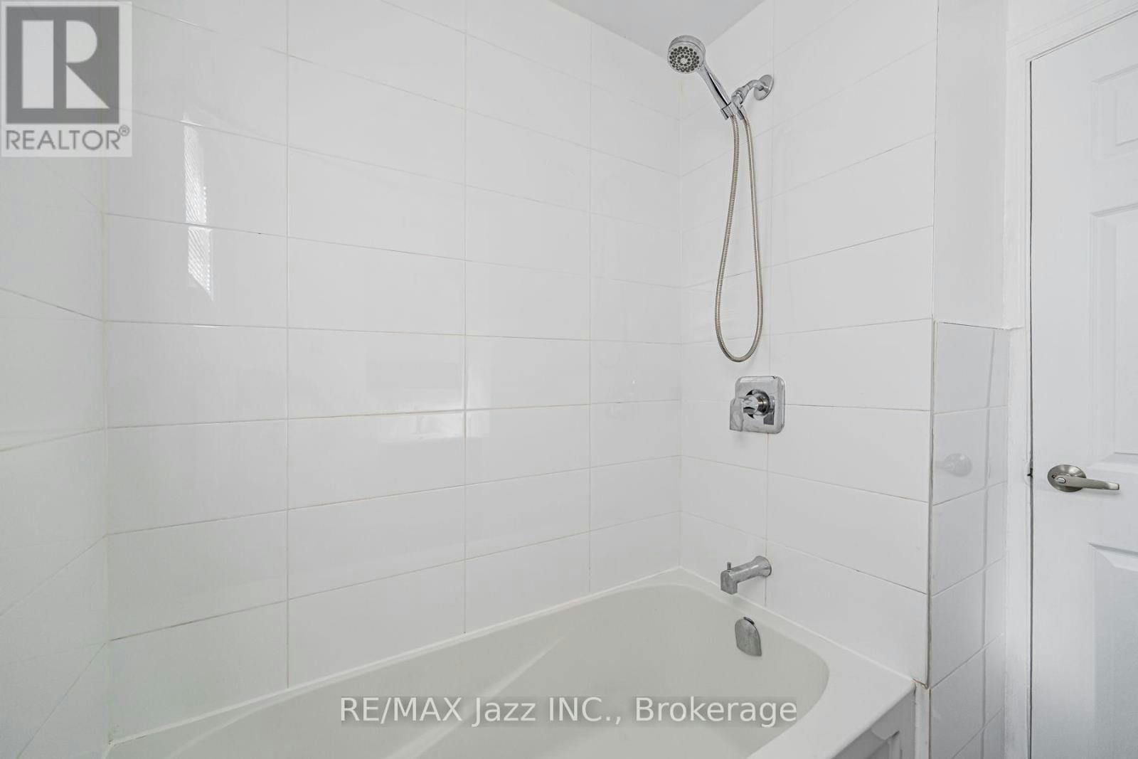 1-65 Aberdeen Street, Oshawa, ON, L1G 2E6 - 31