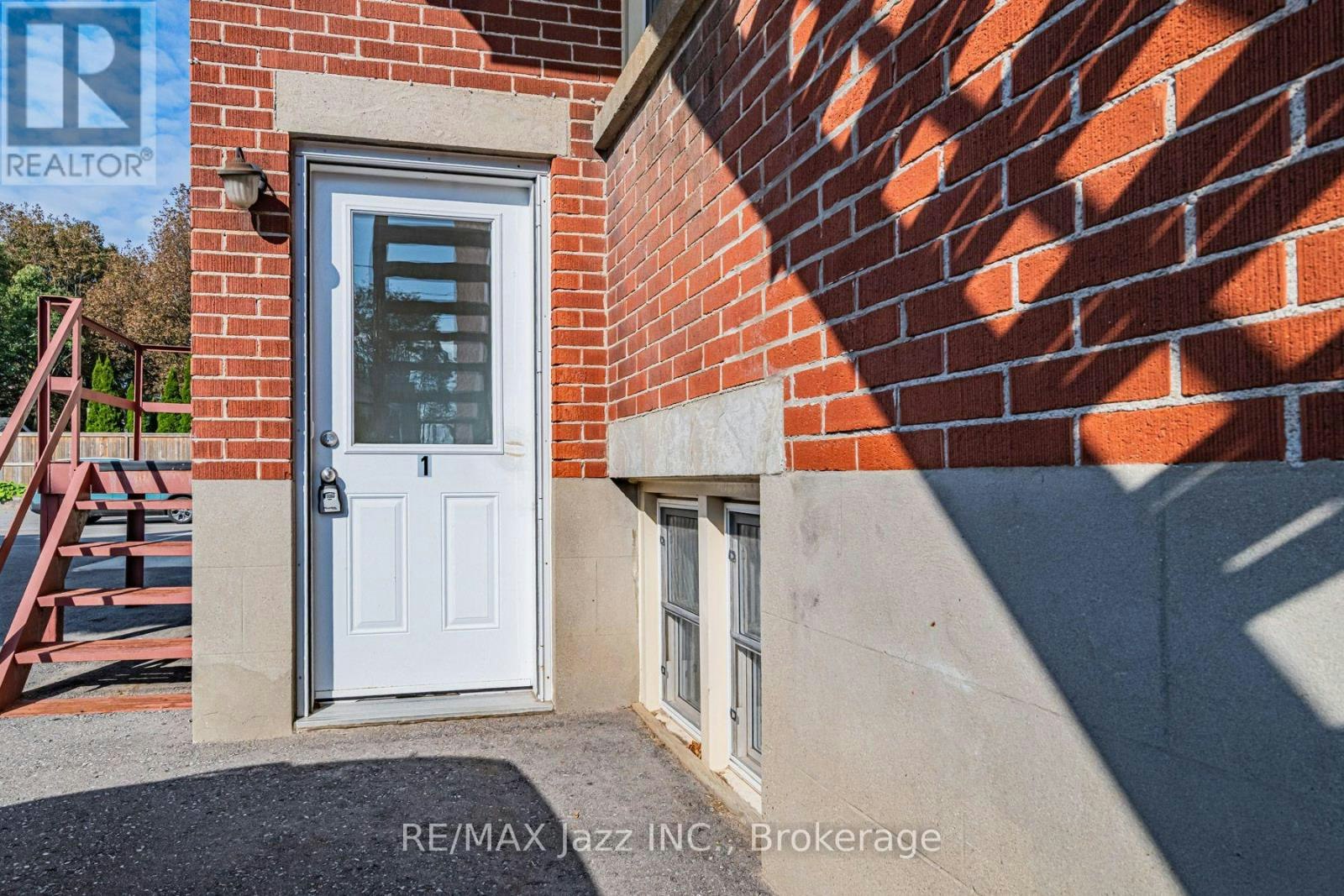 1-65 Aberdeen Street, Oshawa, ON, L1G 2E6 - 5