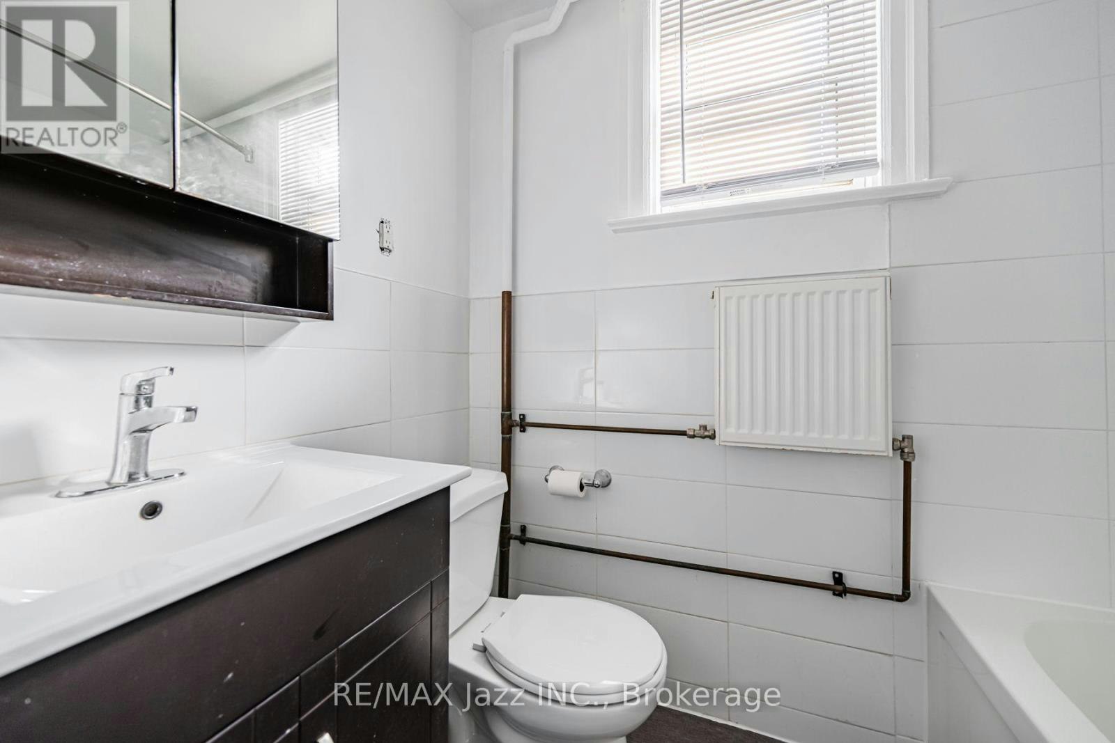 1-65 Aberdeen Street, Oshawa, ON, L1G 2E6 - 30