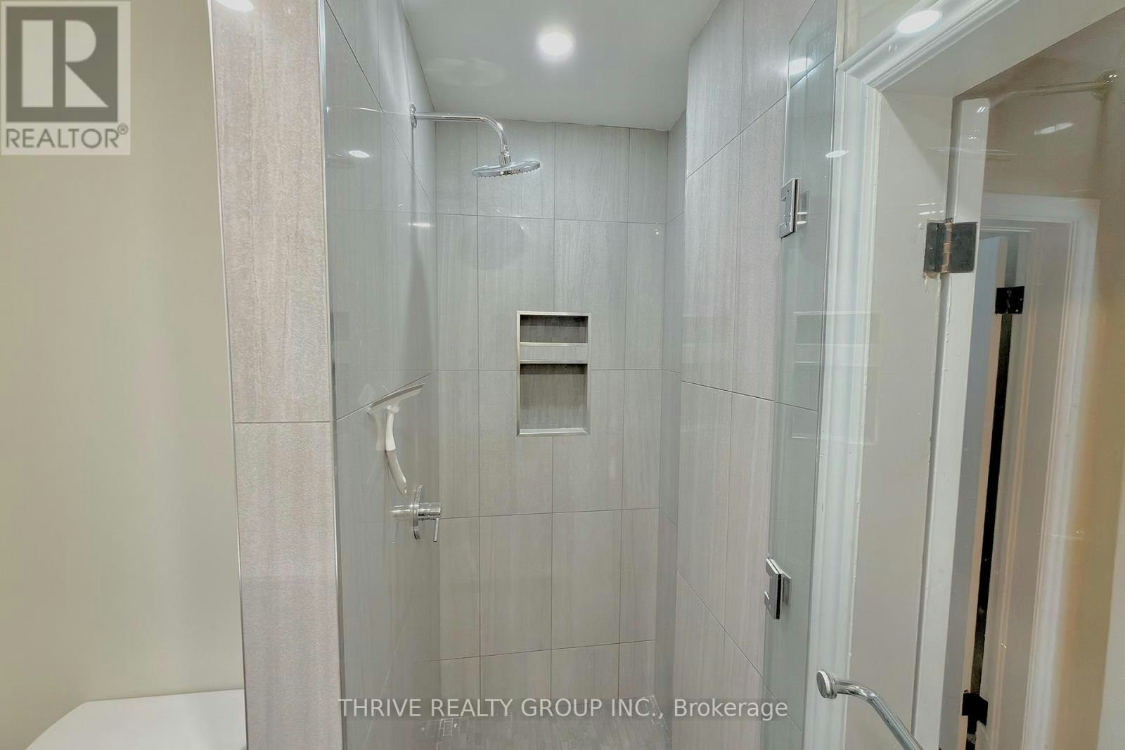 UPPER-538 Quebec Street, London, ON, N5W 3Z1 - 13