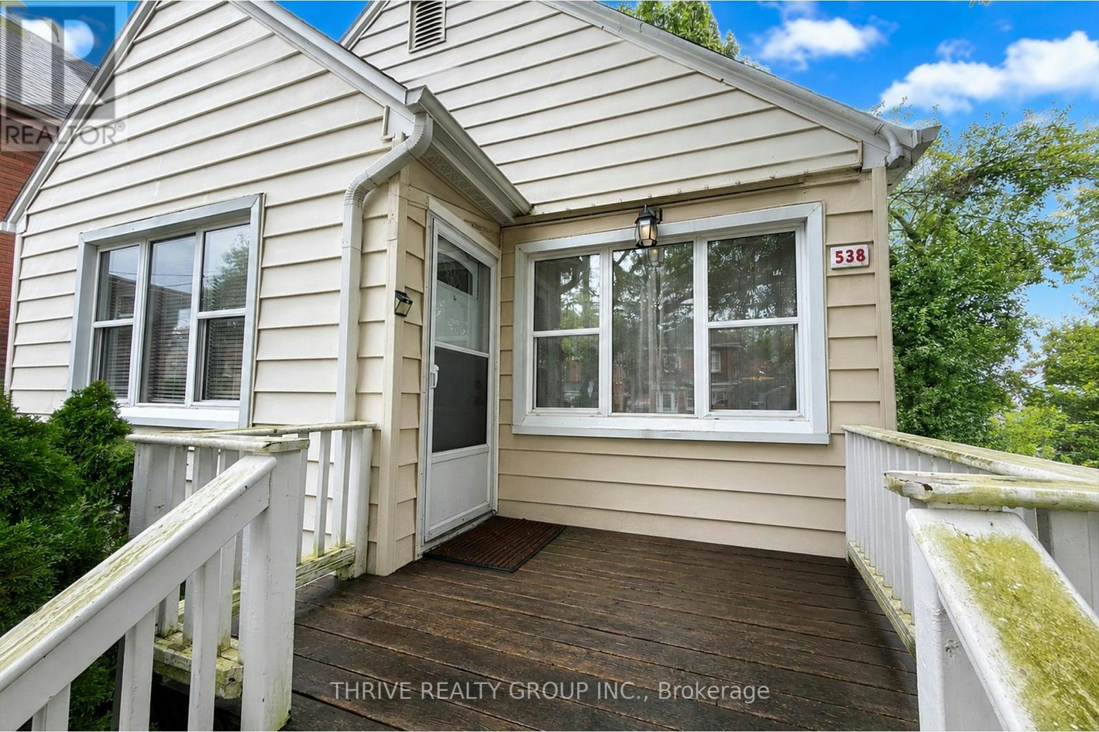 UPPER-538 Quebec Street, London, ON, N5W 3Z1 - 2