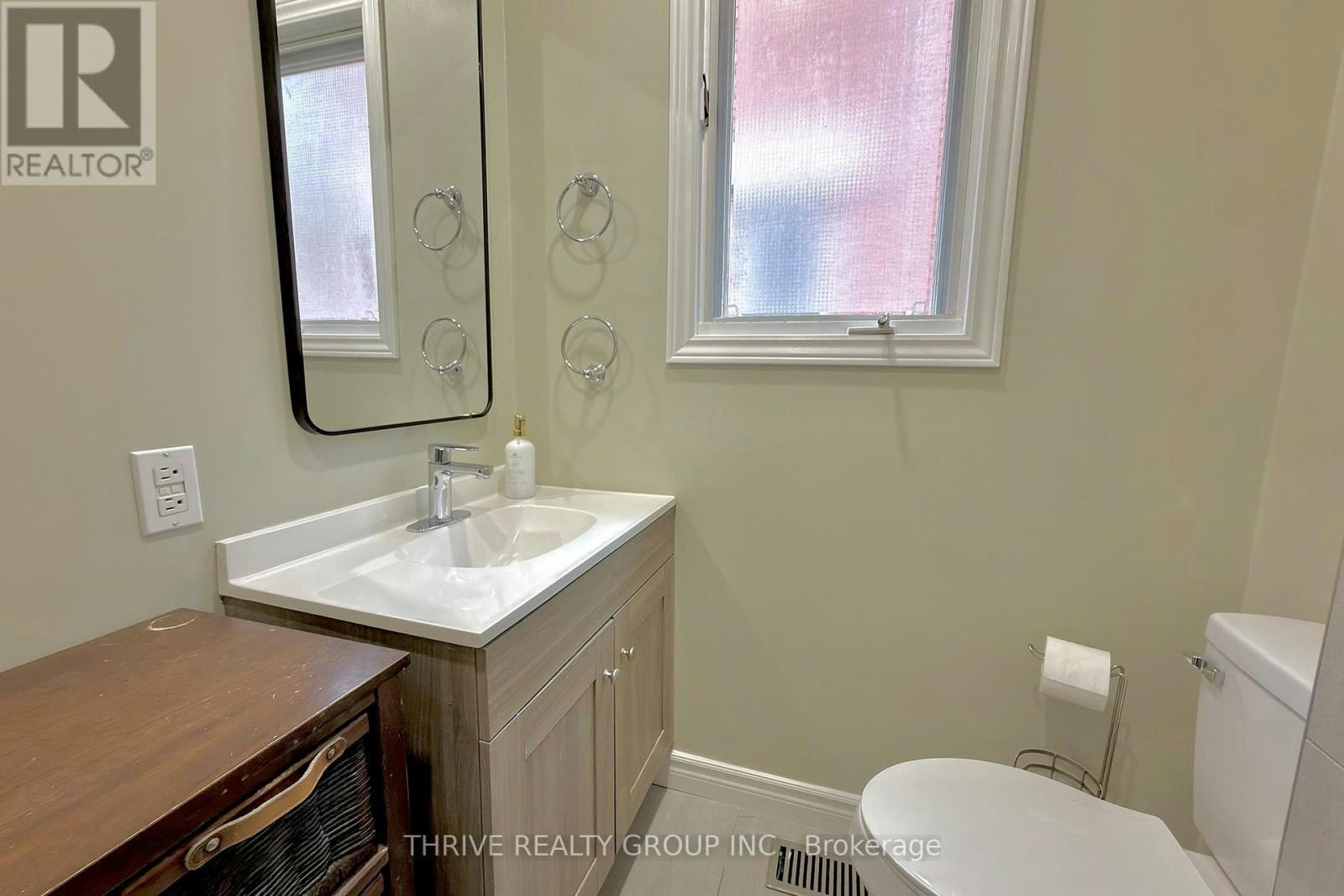 UPPER-538 Quebec Street, London, ON, N5W 3Z1 - 12