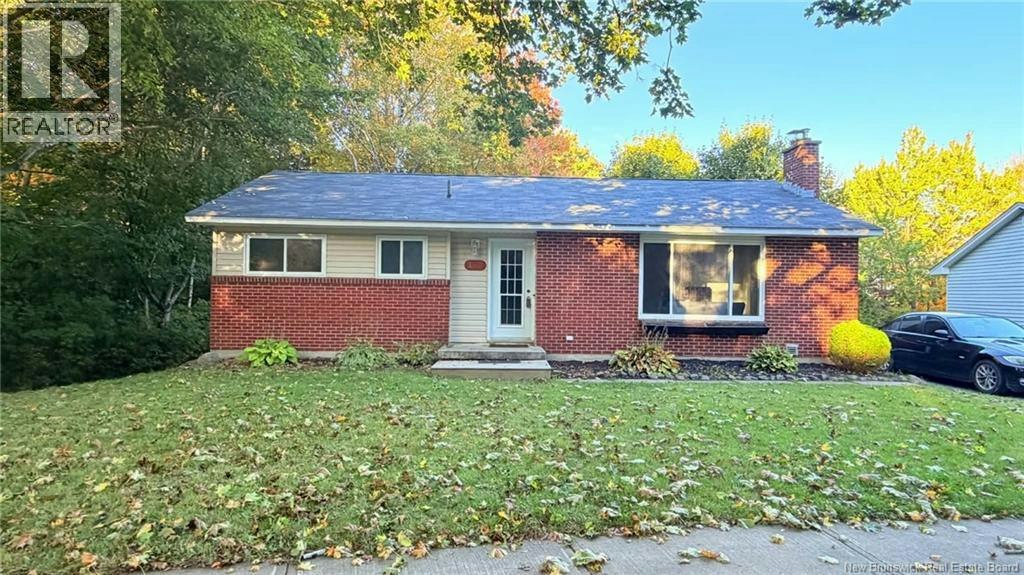 132 Topcliffe Crescent, Fredericton, NB, E3B 4P9