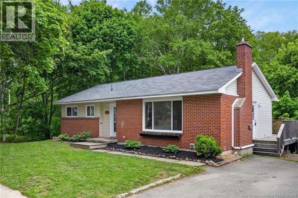 132 Topcliffe Crescent, Fredericton, NB, E3B 4P9