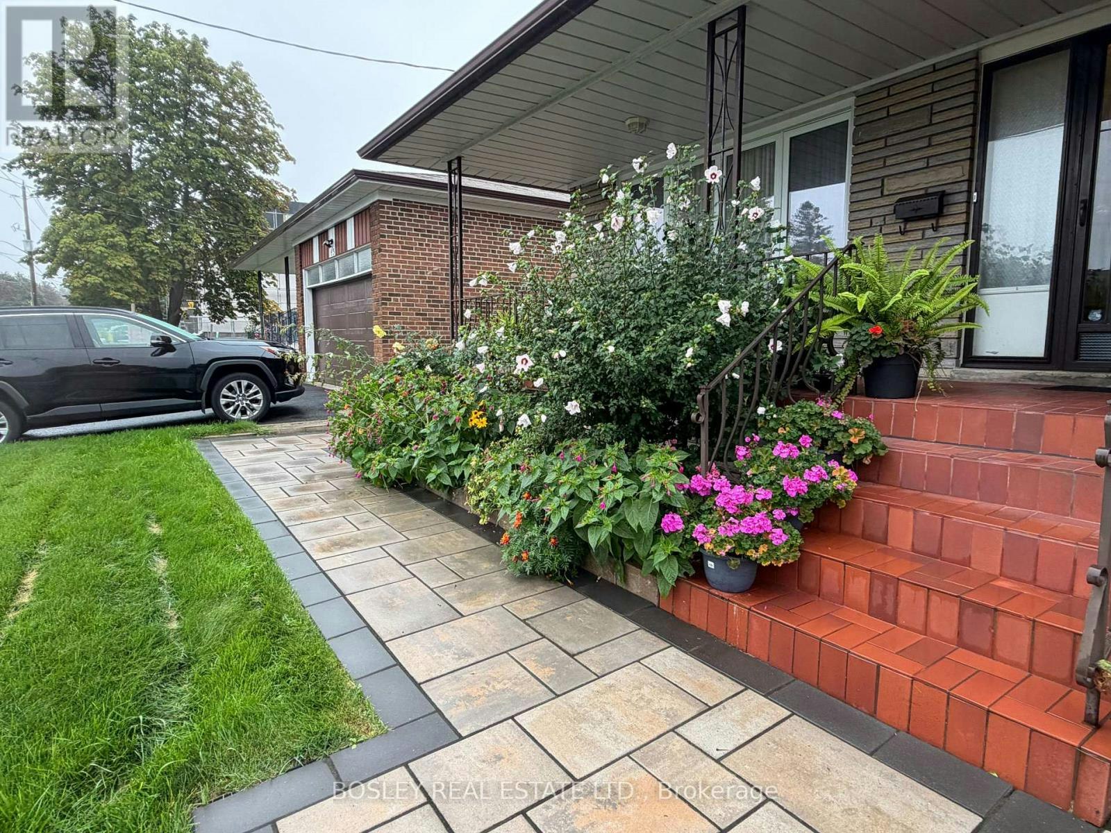 LOWER-63 Ernest Avenue, Toronto, ON, M2J 3T4 - 3