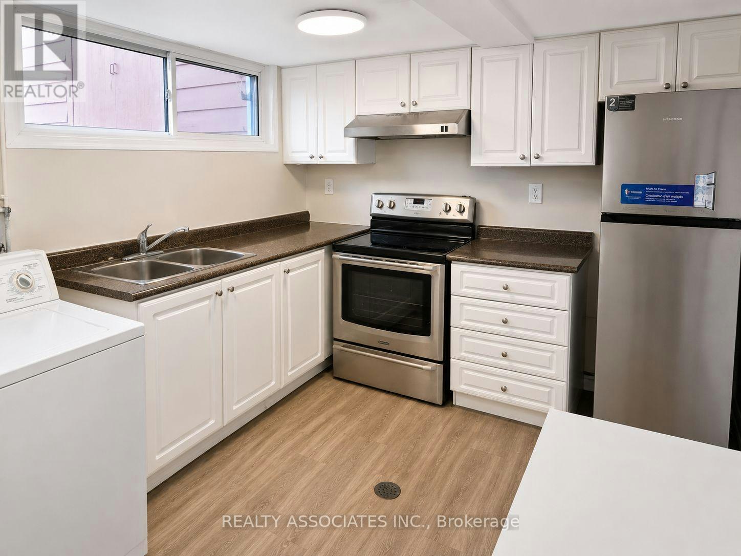 LOWER-60 Beacham Crescent, Toronto, ON, M1T 1N1