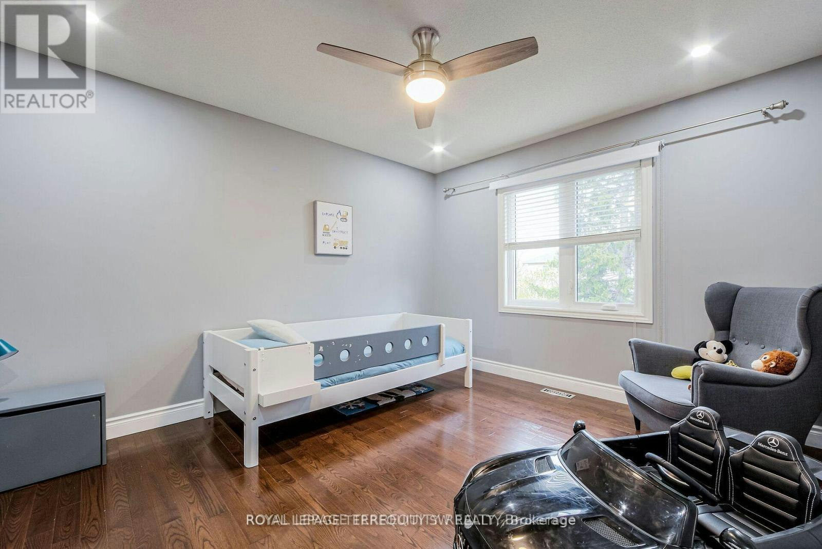 2025 Parklane Crescent, Burlington, ON, L7M 3V6 - 30