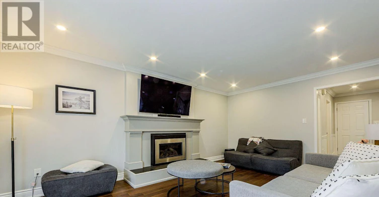 2025 Parklane Crescent, Burlington, ON, L7M 3V6 - 6