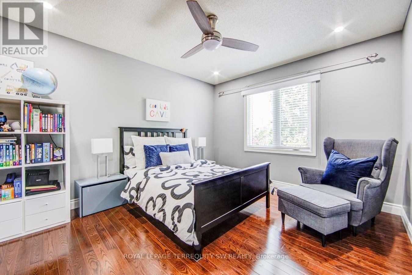 2025 Parklane Crescent, Burlington, ON, L7M 3V6 - 32
