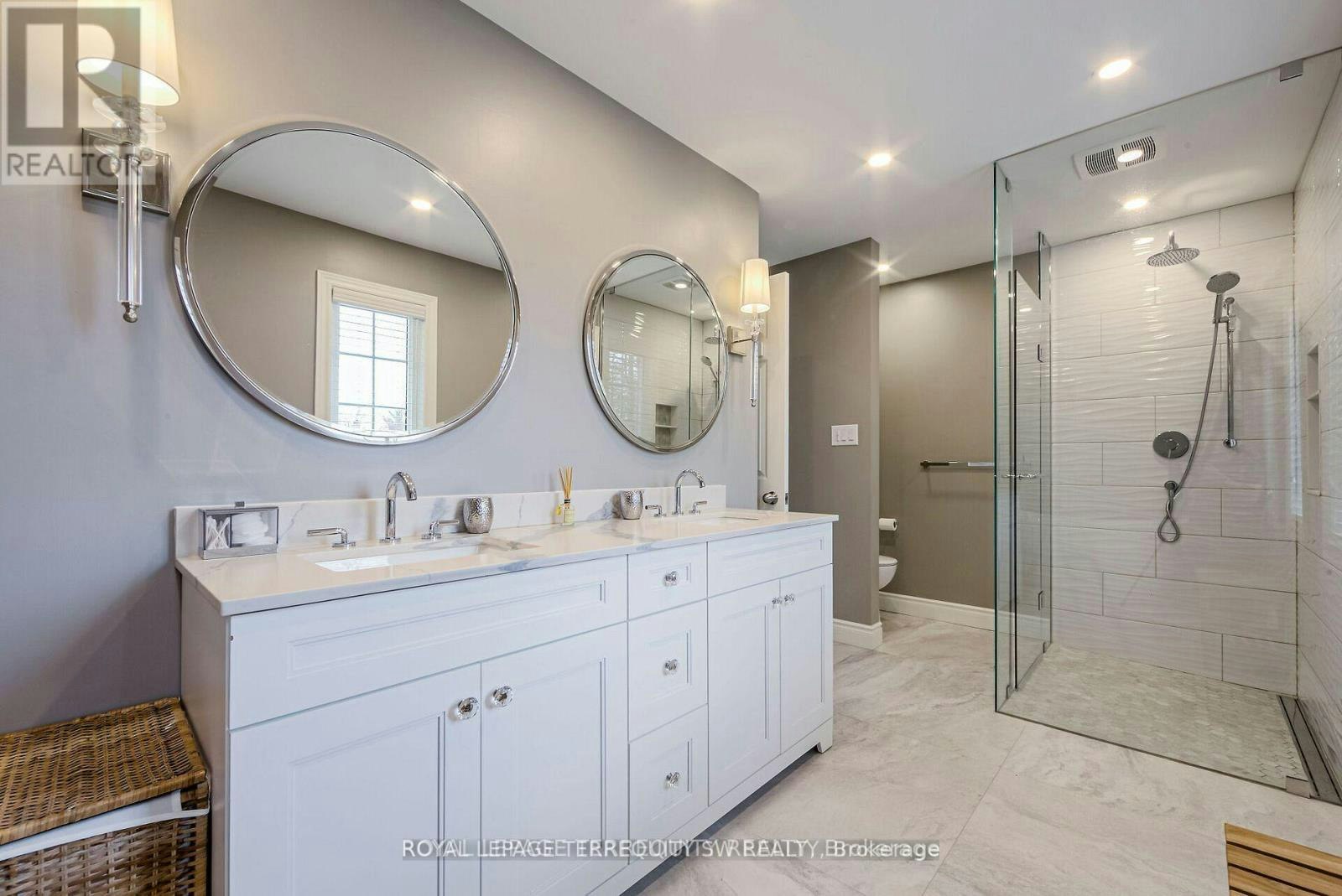 2025 Parklane Crescent, Burlington, ON, L7M 3V6 - 25