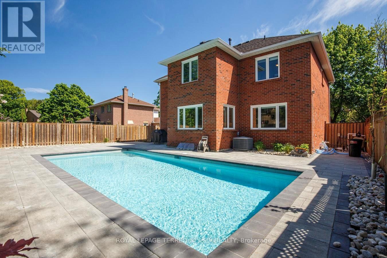 2025 Parklane Crescent, Burlington, ON, L7M 3V6 - 43