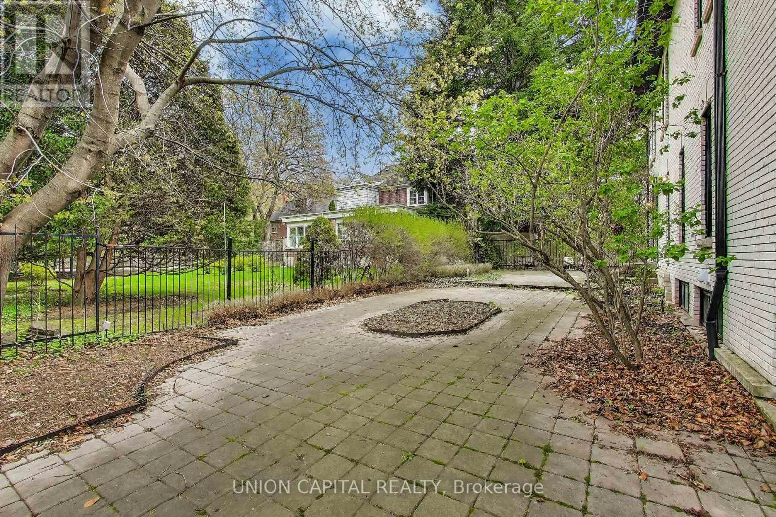 58 Forsyth Avenue N, Hamilton, ON, L8S 4E3 - 50