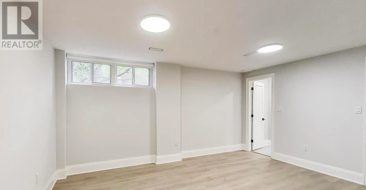 58 Forsyth Avenue N, Hamilton, ON, L8S 4E3 - 42