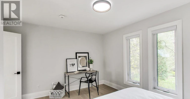 58 Forsyth Avenue N, Hamilton, ON, L8S 4E3 - 30