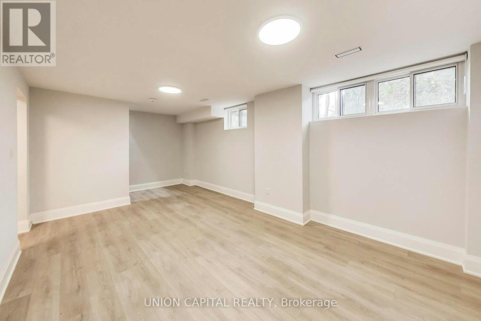 58 Forsyth Avenue N, Hamilton, ON, L8S 4E3 - 38