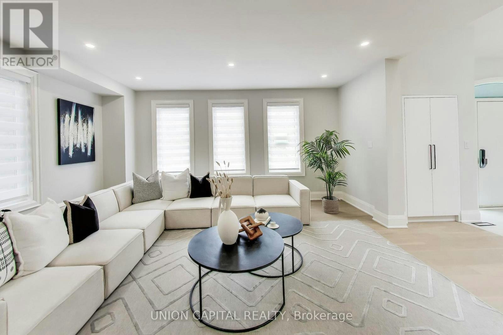 58 Forsyth Avenue N, Hamilton, ON, L8S 4E3 - 11