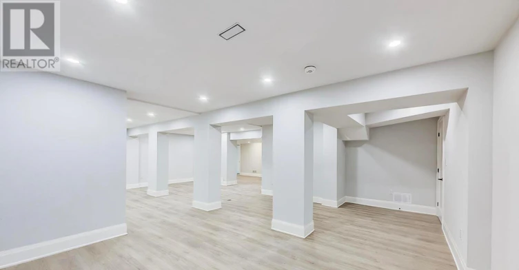 58 Forsyth Avenue N, Hamilton, ON, L8S 4E3 - 41