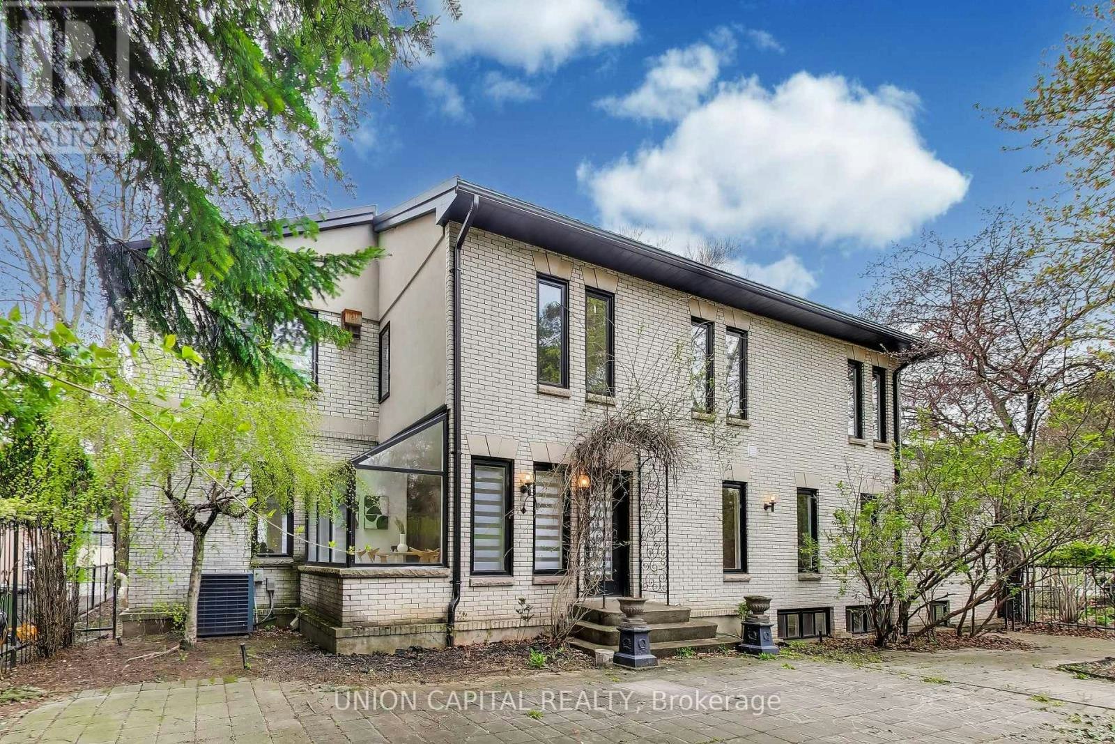 58 Forsyth Avenue N, Hamilton, ON, L8S 4E3 - 49